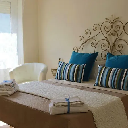 Будинок відпочинку Casa Emilia *